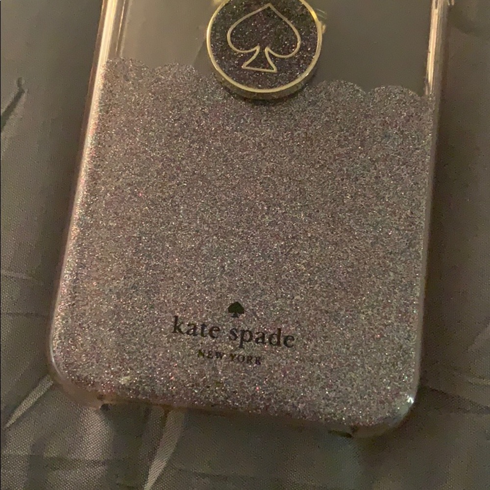 Kate Spade Case With Pop Socket Iphone Xr - image 4